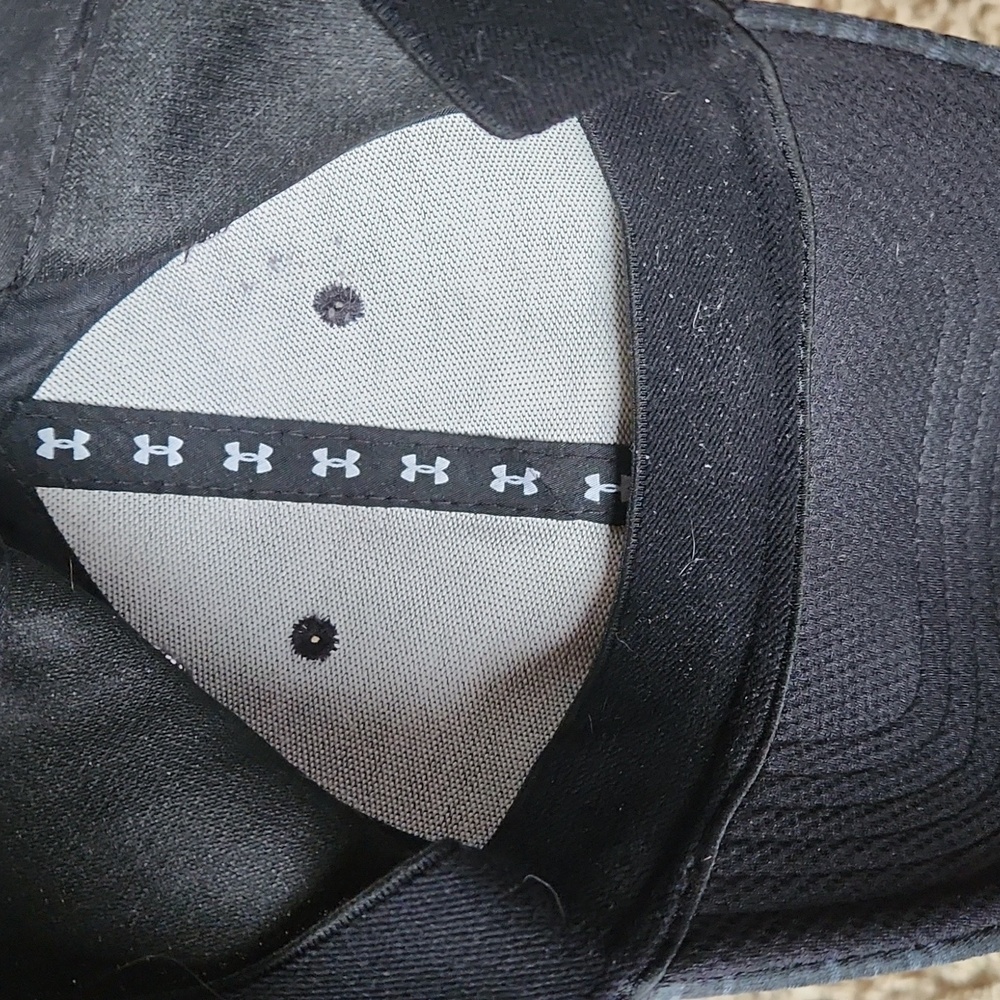 Underarmour black and gray baseball hat YOUTH size s/m - Picture 4 of 6